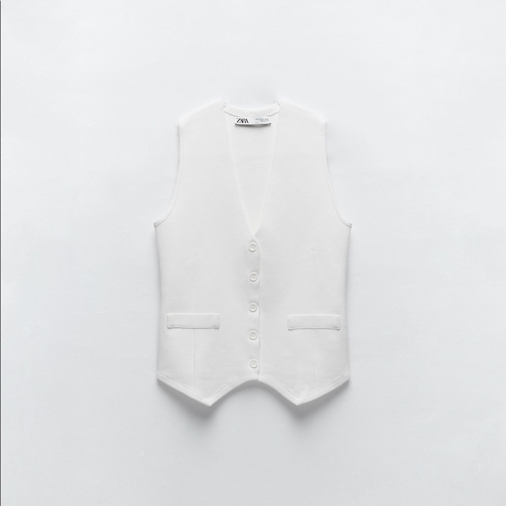 Knit cropped vest
